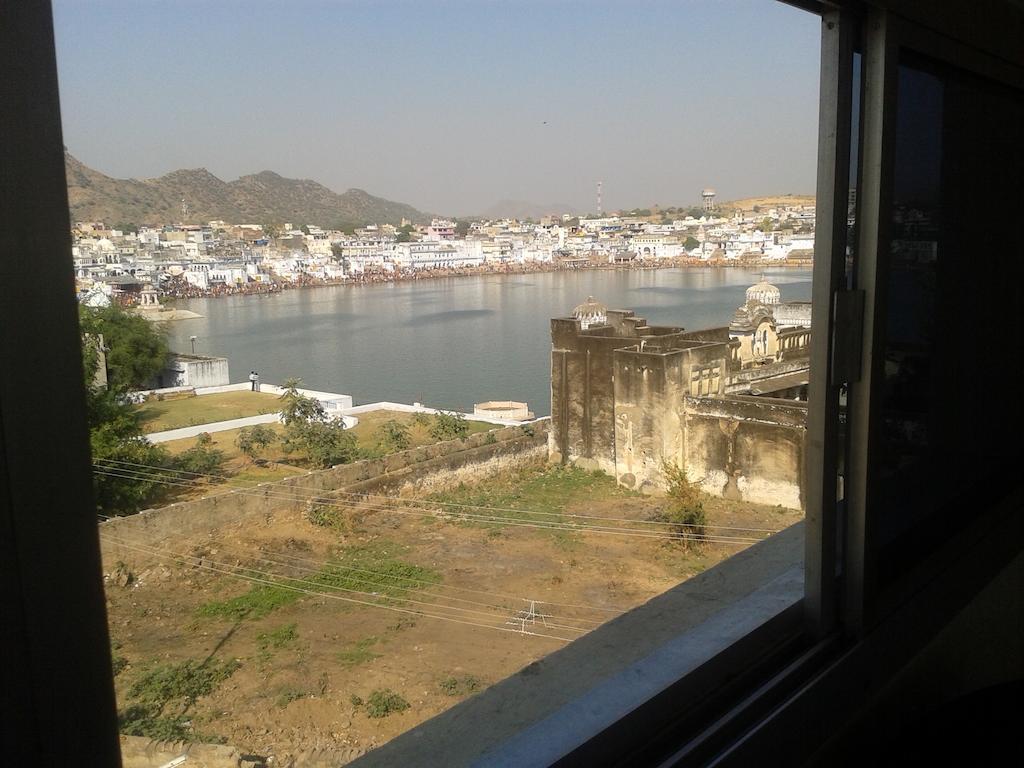Pushkar Lake Palace Екстериор снимка