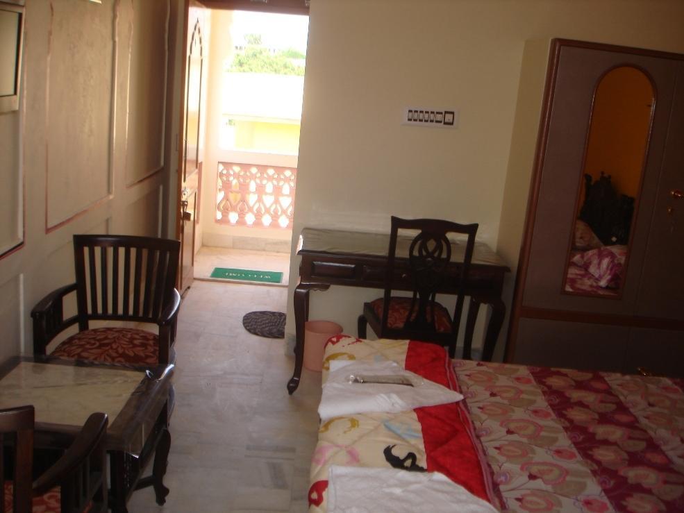 Pushkar Lake Palace Екстериор снимка