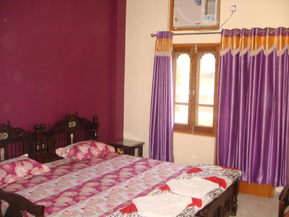 Pushkar Lake Palace Екстериор снимка